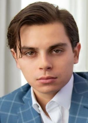 Jake T. Austin